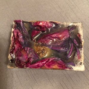 Hand-made organic glycerin soap with real flowers